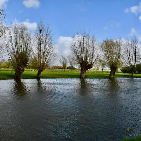 In With Sea Views Апартаменты *